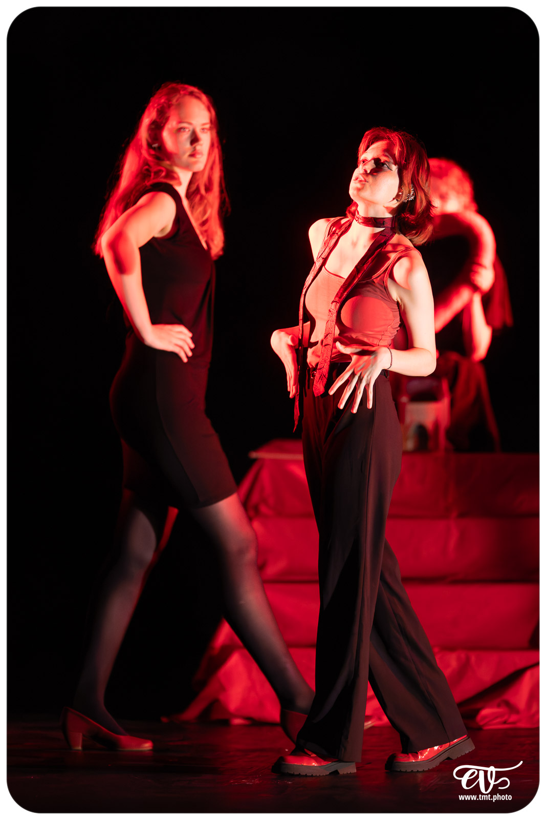 BLANCHE-NEIGE FOUTUE FORET